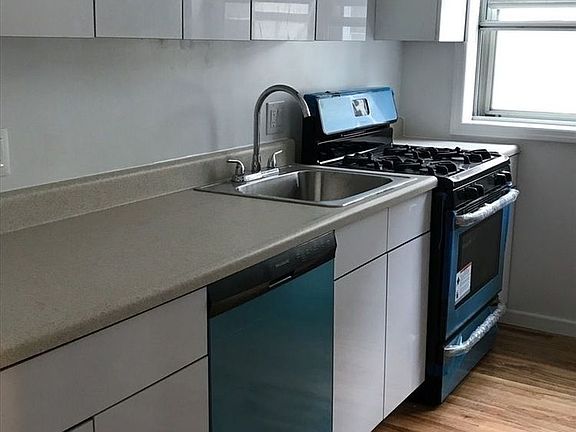 5th image of 7542 113th St #1
