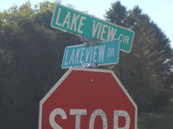 2nd image of 140 Lakeview Dr