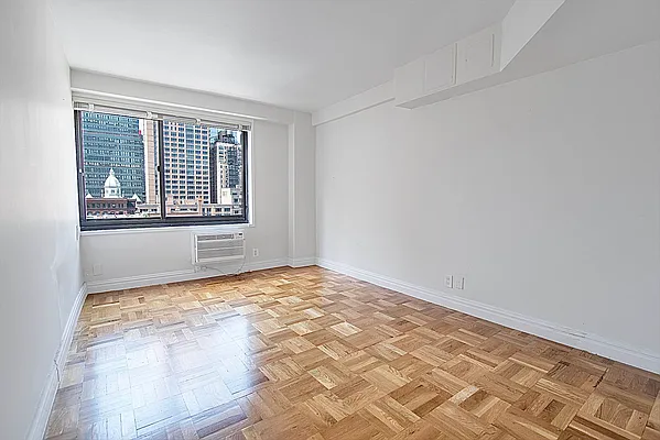 Rented by Oxford Property Group | media 13