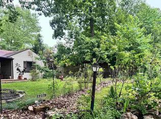 1201 S Longwood Dr, Bloomington, IN 47401