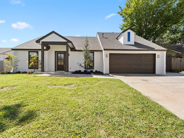 9022 E 60th St, Tulsa, OK 74145