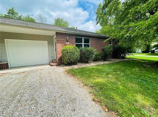 306 W Maple St, Ashmore, IL 61912