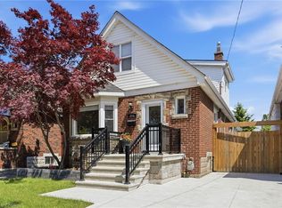 215 Wexford Ave S, Hamilton, ON L8K 2P1