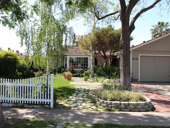 2nd image of 816 Calero Ave