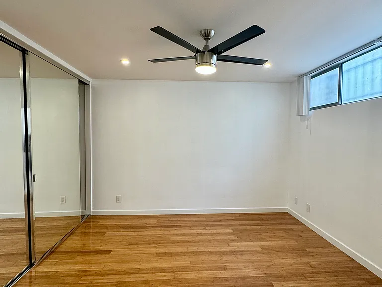 410 S Commonwealth Ave #4 — Photo 20