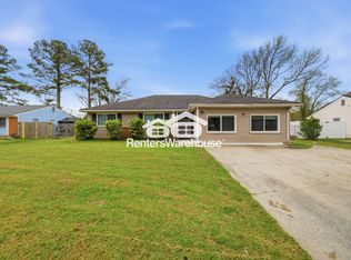 3009 Knight Rd, Chesapeake, VA 23323