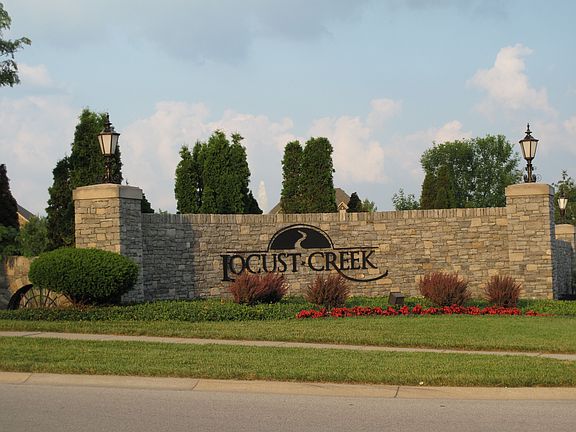 Locust Creek Entrance