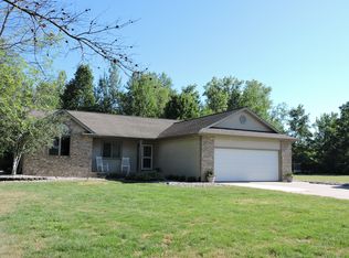 22 W Miller Rd, Midland, MI 48640