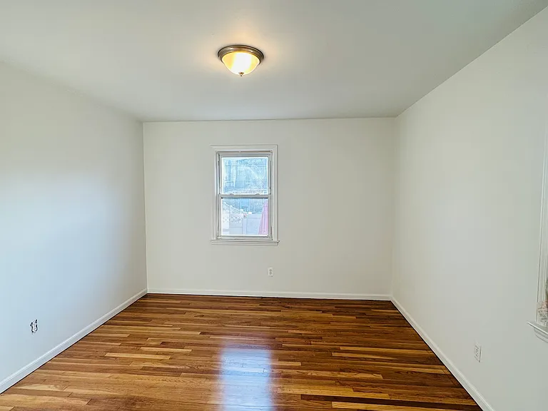 530 Bernard Ave #1 — Photo 12