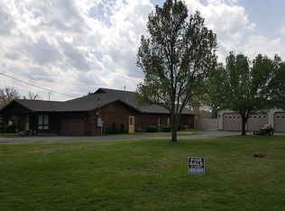 1719 S Cherry St, West Frankfort, IL 62896