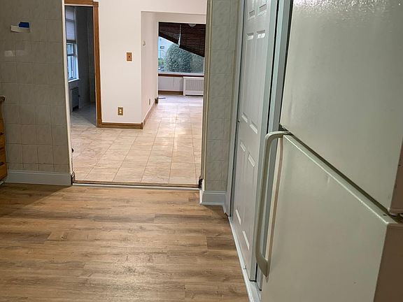 5th image of 1432 Nepperhan Ave APT 1