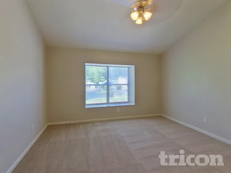 8115 E Mactavish Way — Photo 6