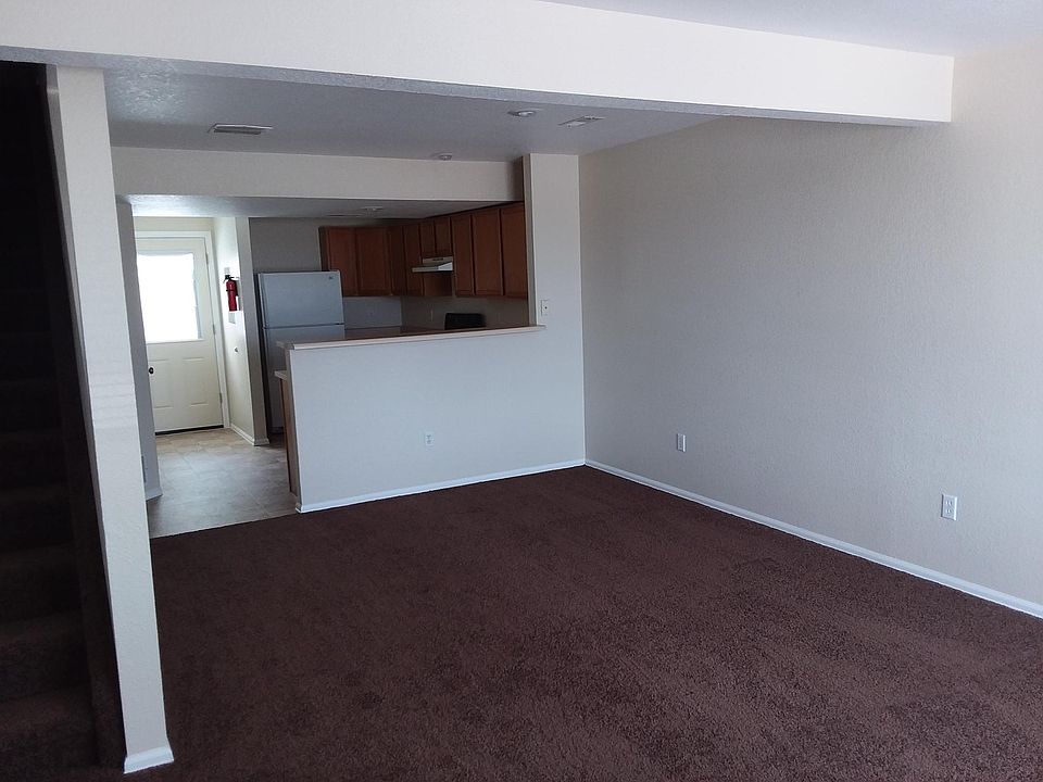 1st image of 111 S Abarr Dr