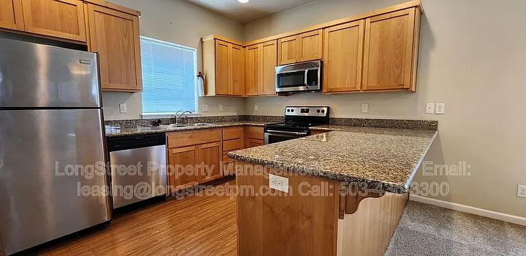 1637 SW 53rd St #101 — Photo 4