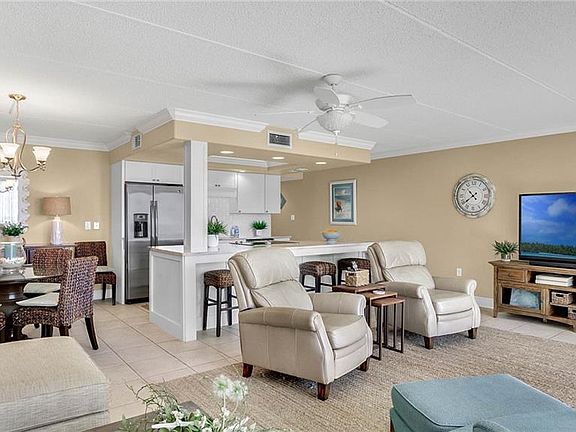 5th image of 2401 S Atlantic Ave APT B102