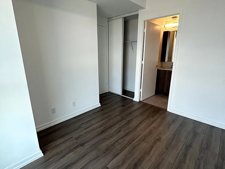 7890 Jane St #5207 — Photo 21