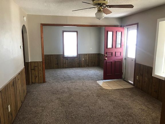 4th image of 630 W Olive St