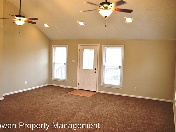 2nd image of 948 Kouns Ln