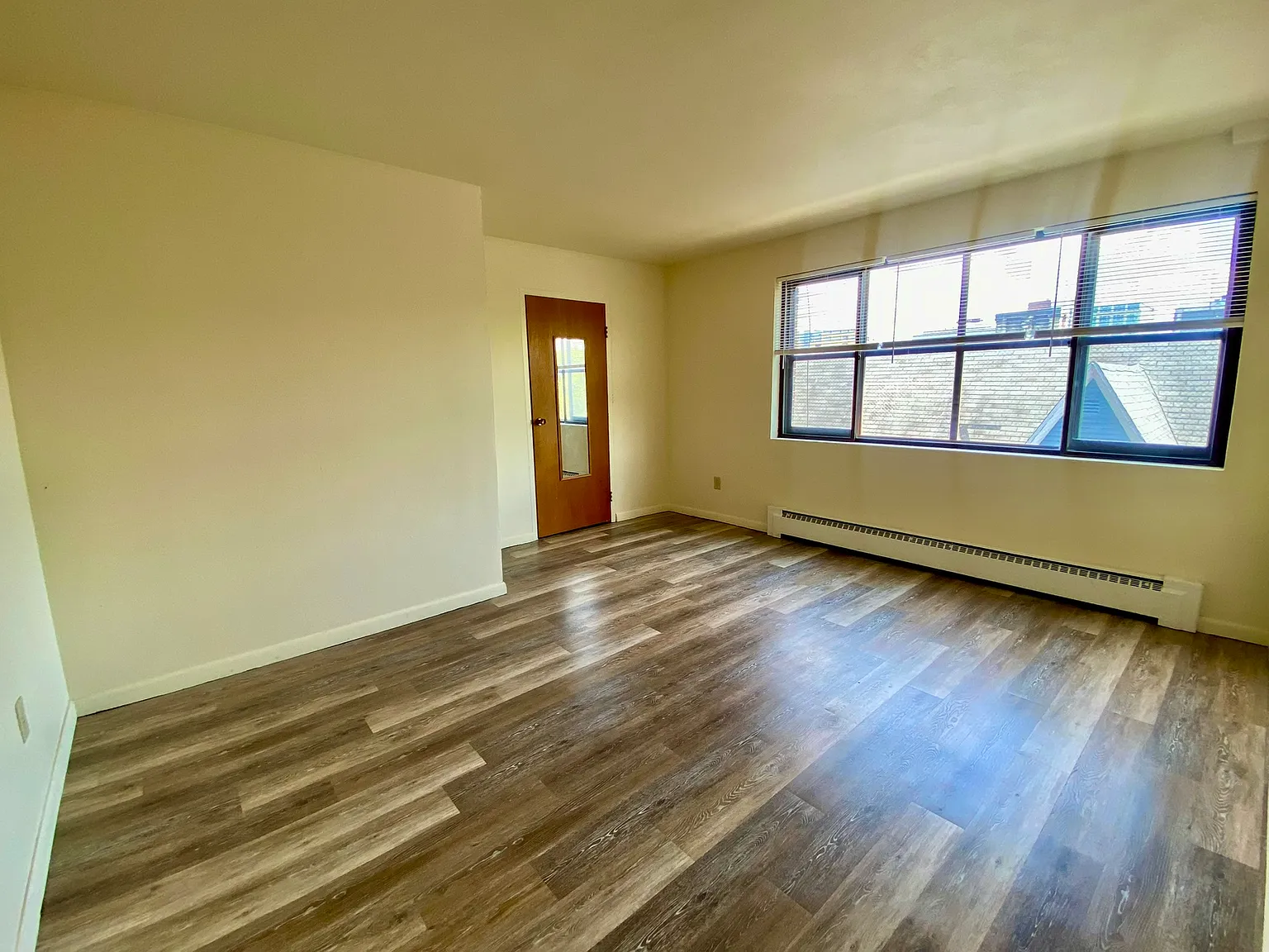 1 bed, 1.0 bath, 650 sqft, $1,415 — Photo 4