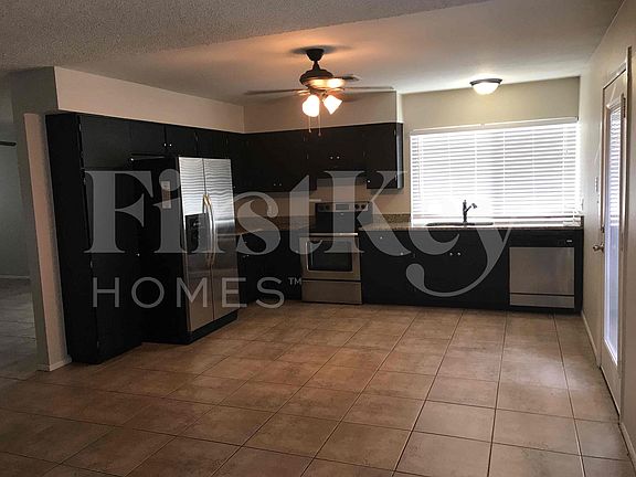 5th image of 5520 W Golden Ln