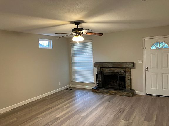 5th image of 2338 Bridlewood Dr