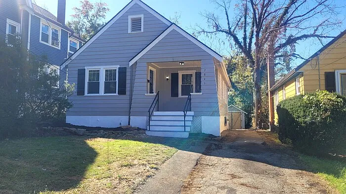 3 bed, 1.5 bath, 1649 sqft, $1,995 — Photo 1