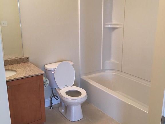 4th image of 2 Fountain Ln APT 205