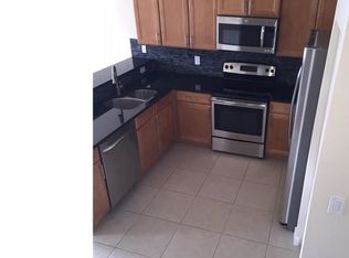 8779 NW 98th Ave, Doral, FL 33178