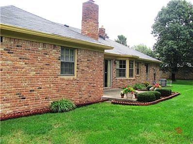 2nd image of 8343 Chapel Glen Dr
