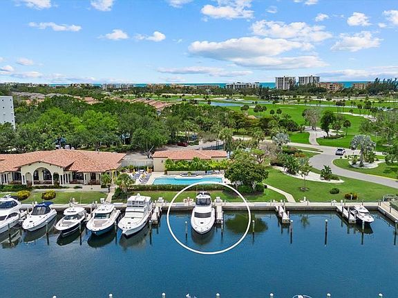 3rd image of 2600 Harbourside Dr #H-06