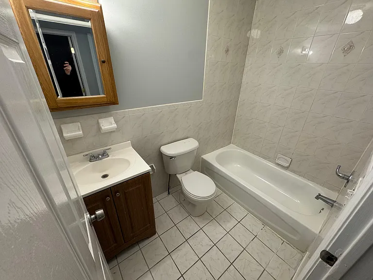 531 S 18th St #G2 — Photo 5