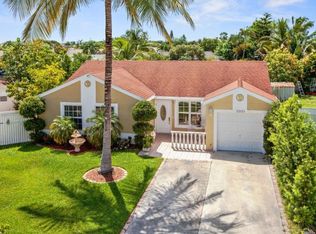 9900 Baywater Dr, Boca Raton, FL 33496