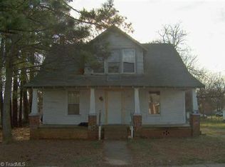 207 Hemstead St, Lexington, NC 27292