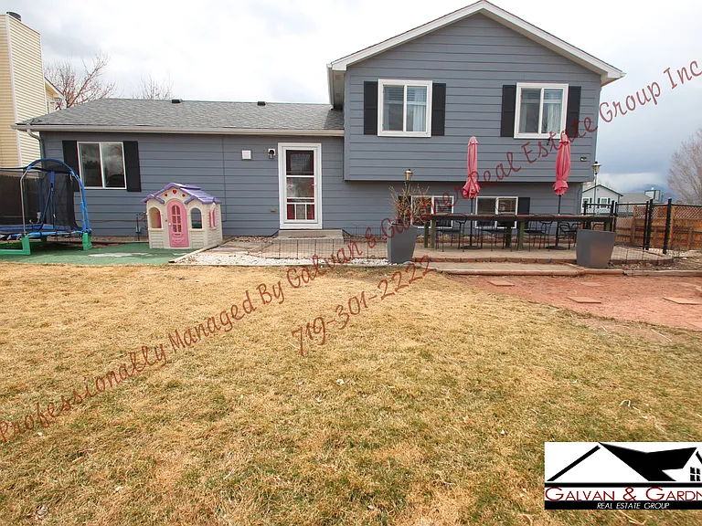 2110 Chapel Hills Dr — Photo 32