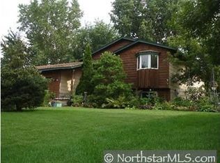 6967 27th St N, Oakdale, MN 55128