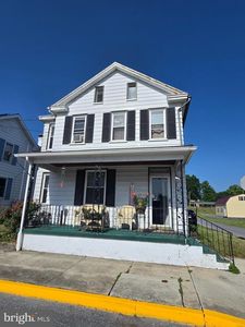 113 Chestnut St, Mount Holly Springs, PA, 17065