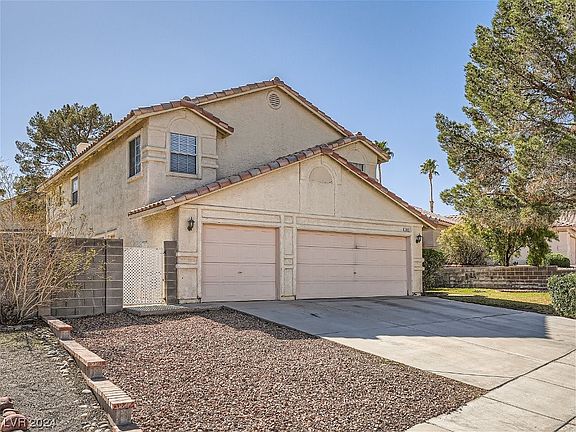 2nd image of 1911 Coralino Dr