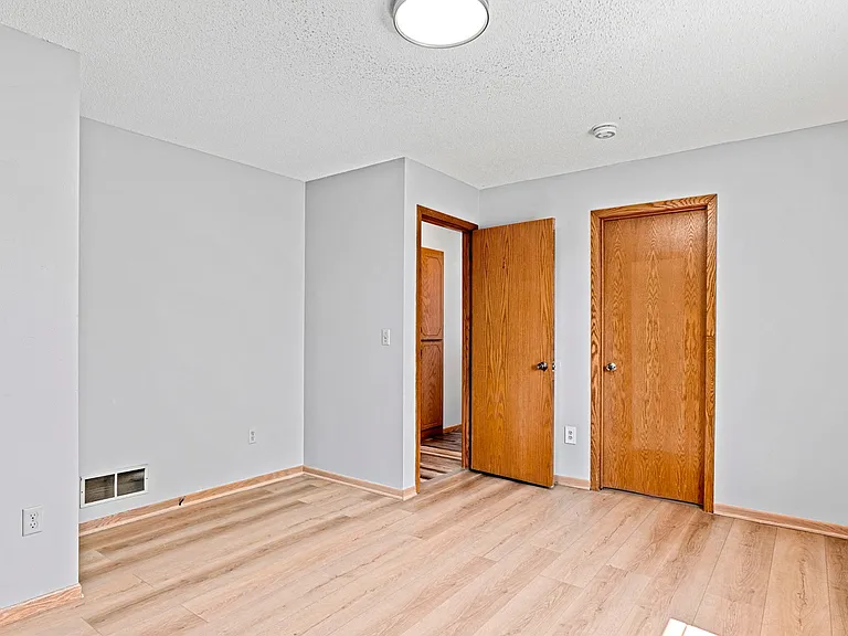 11874 Jonquil St NW — Photo 16