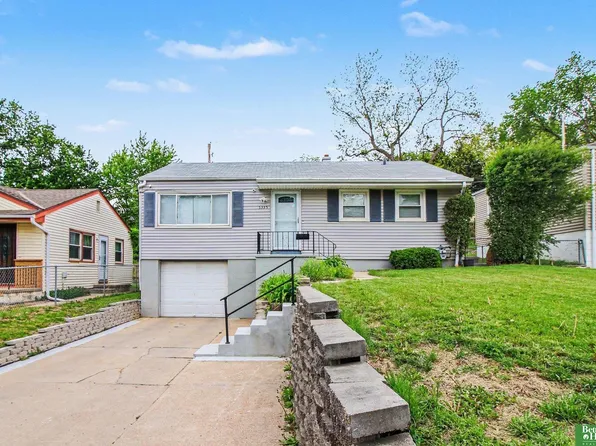 5335 N 47th Ave, Omaha, NE 68104