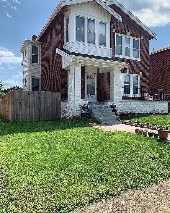 1st image of 5050 Winona Ave