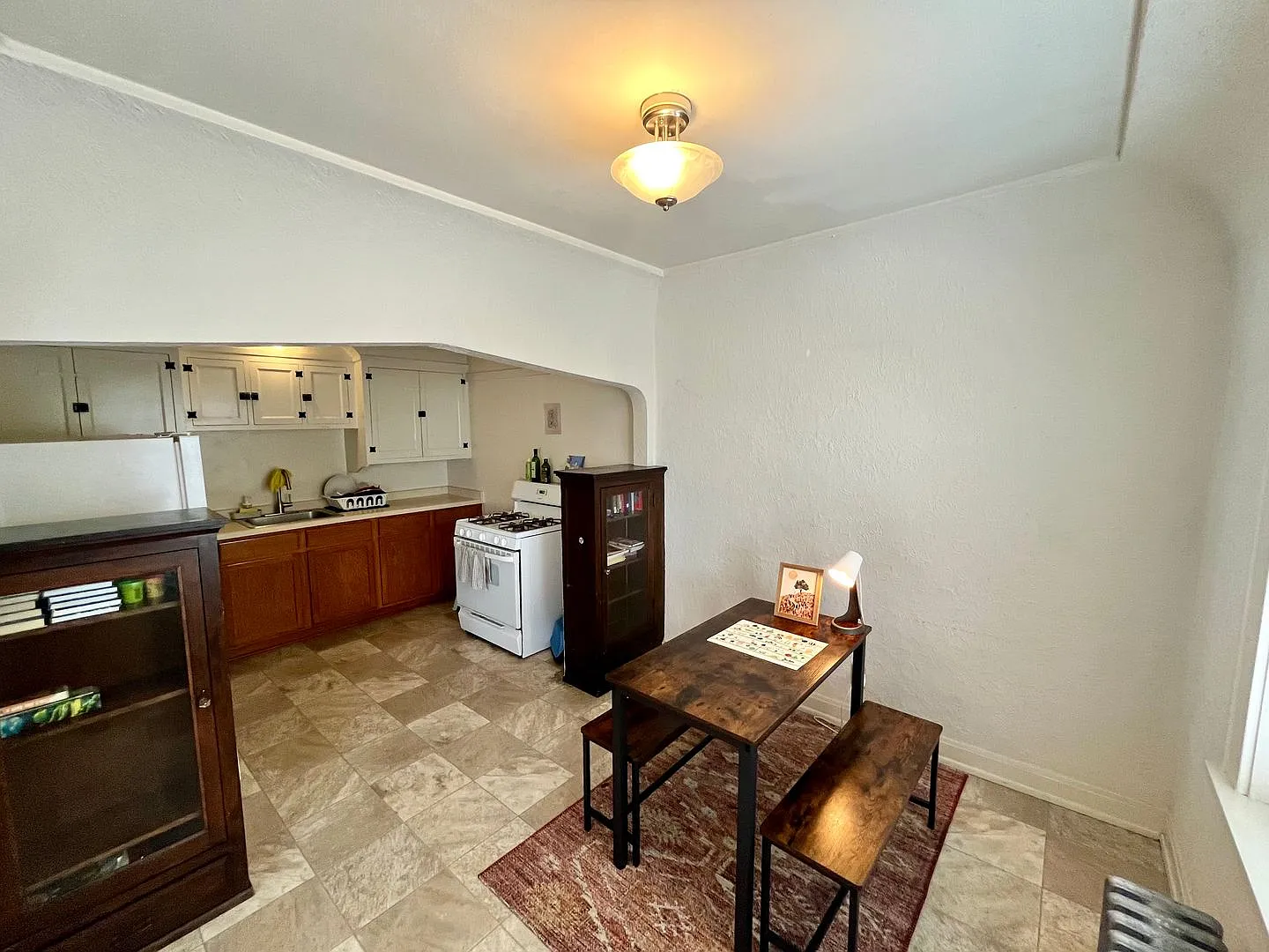 4460 N Oakland Ave — Photo 4