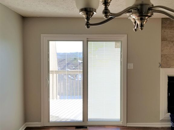 5th image of 3660 Walden Dr APT L