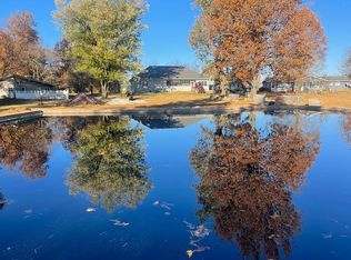 202 Woodlawn Dr, Mitchell, IN 47446