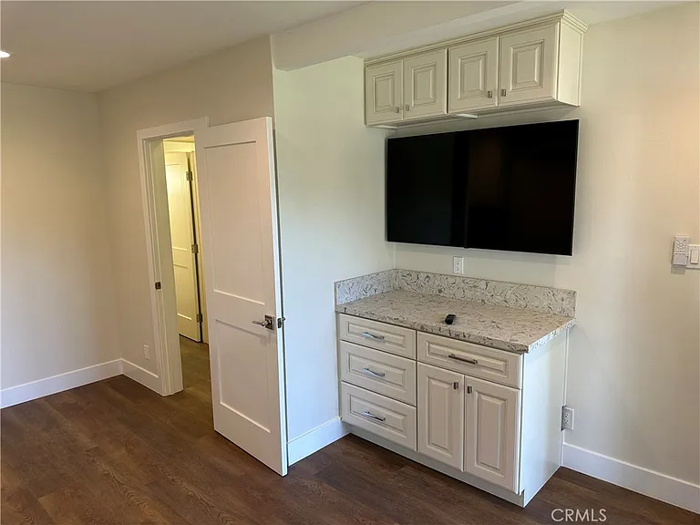1597 San Bernardino Pl #A — Photo 4