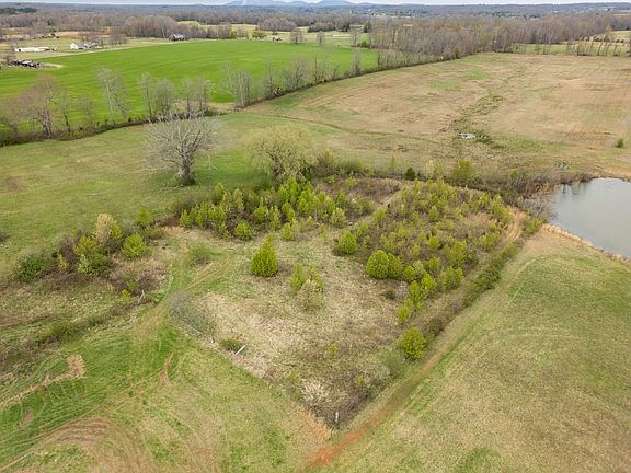 5th image of 2906 Bybee Branch Rd