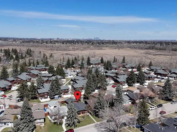 44 Midglen Dr SE, Calgary, AB T2X 1G7