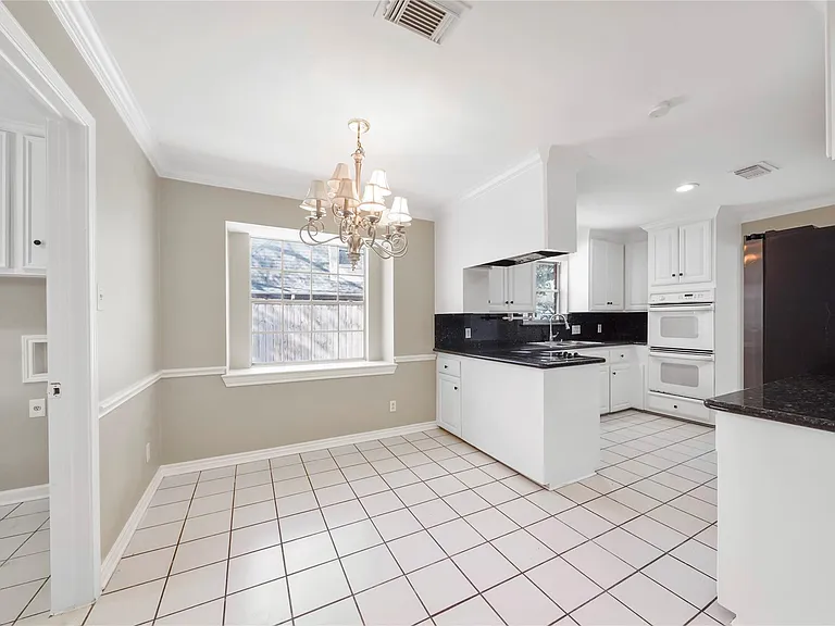 16121 Singapore Ln — Photo 14
