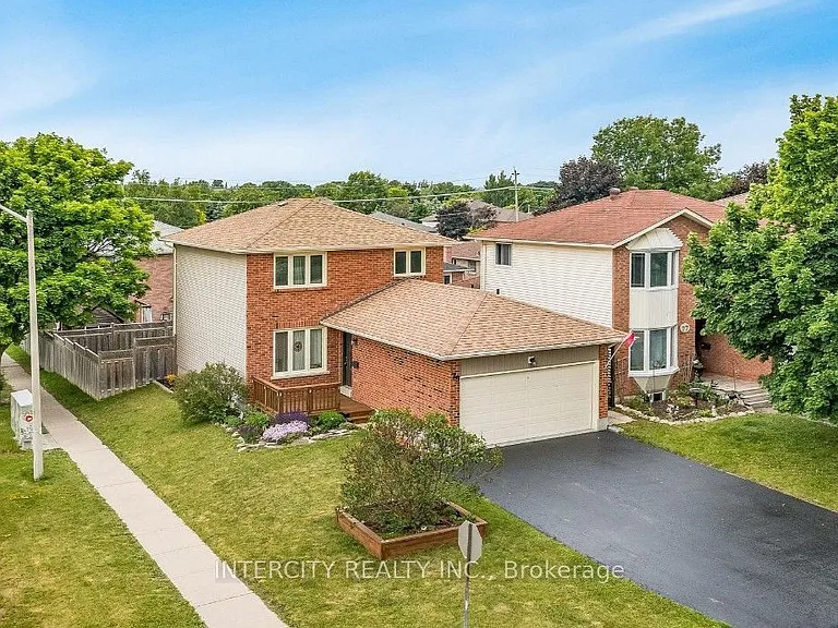 79 Kinzie Ln — Photo 1