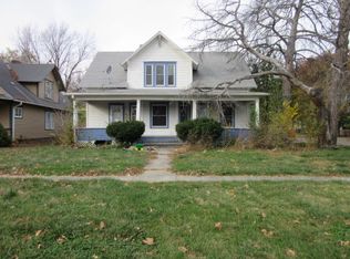 148 N 12th St, Geneva, NE 68361