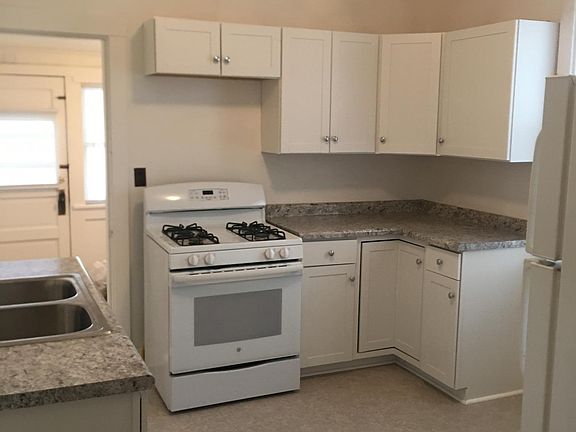 Newly Remodeled Kitchen